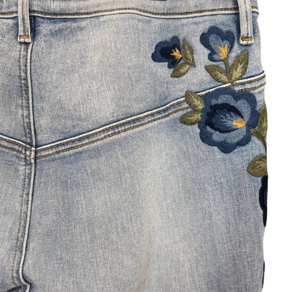 Driftwood Farrrah Flared High Rise Embroidered Floral Blue Denim Jeans W31 L32 - Picture 3 of 9
